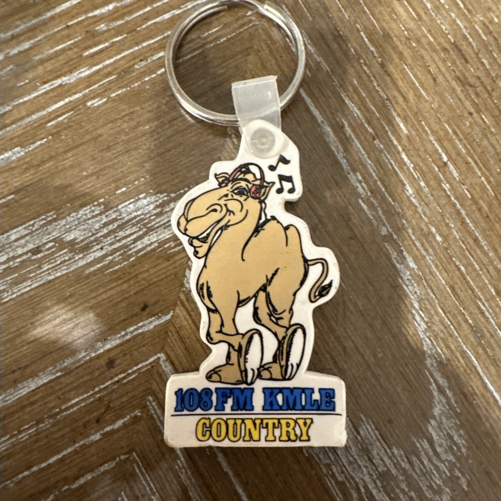 KMLE Country Music Radio Keychain Arizona Camel Vintage Camel Country Arizona